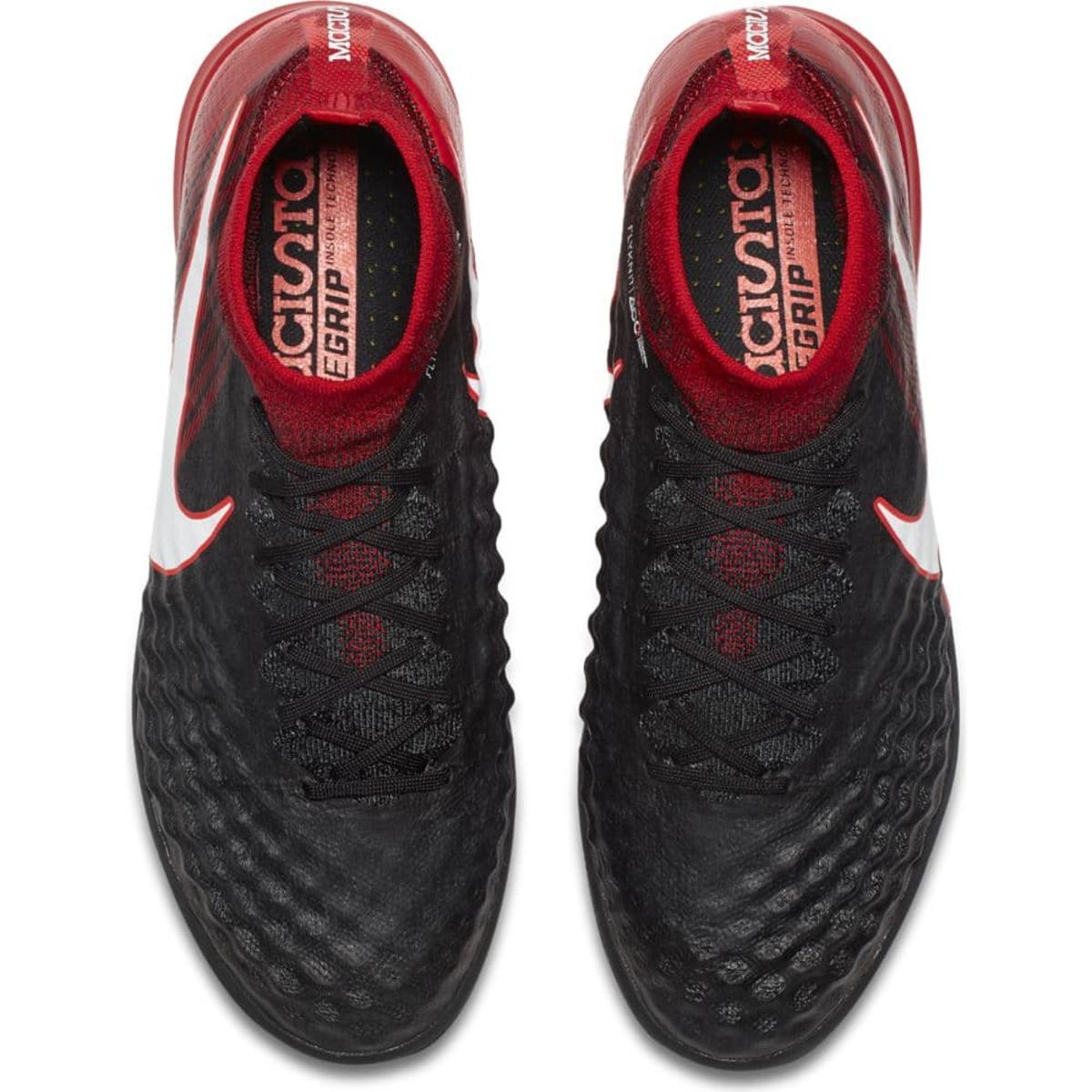 nike magistax proximo
