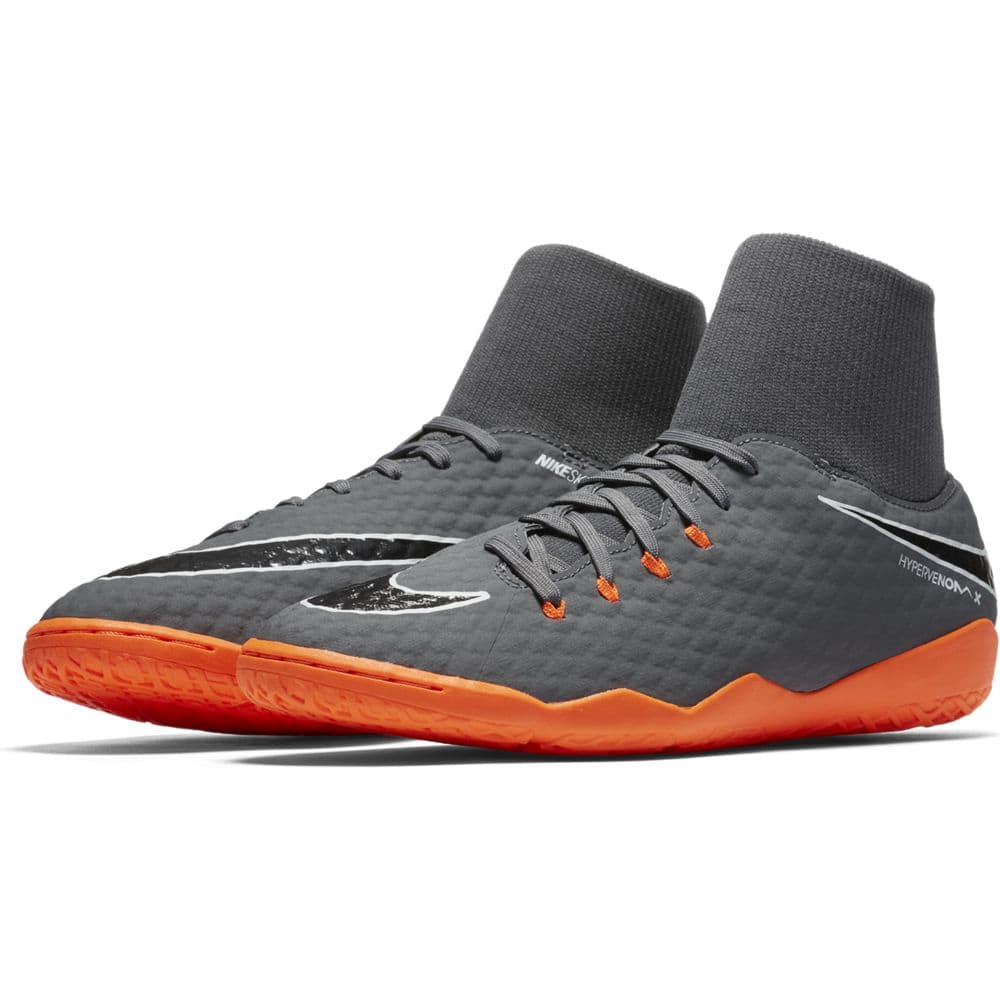 nike hypervenom indoor
