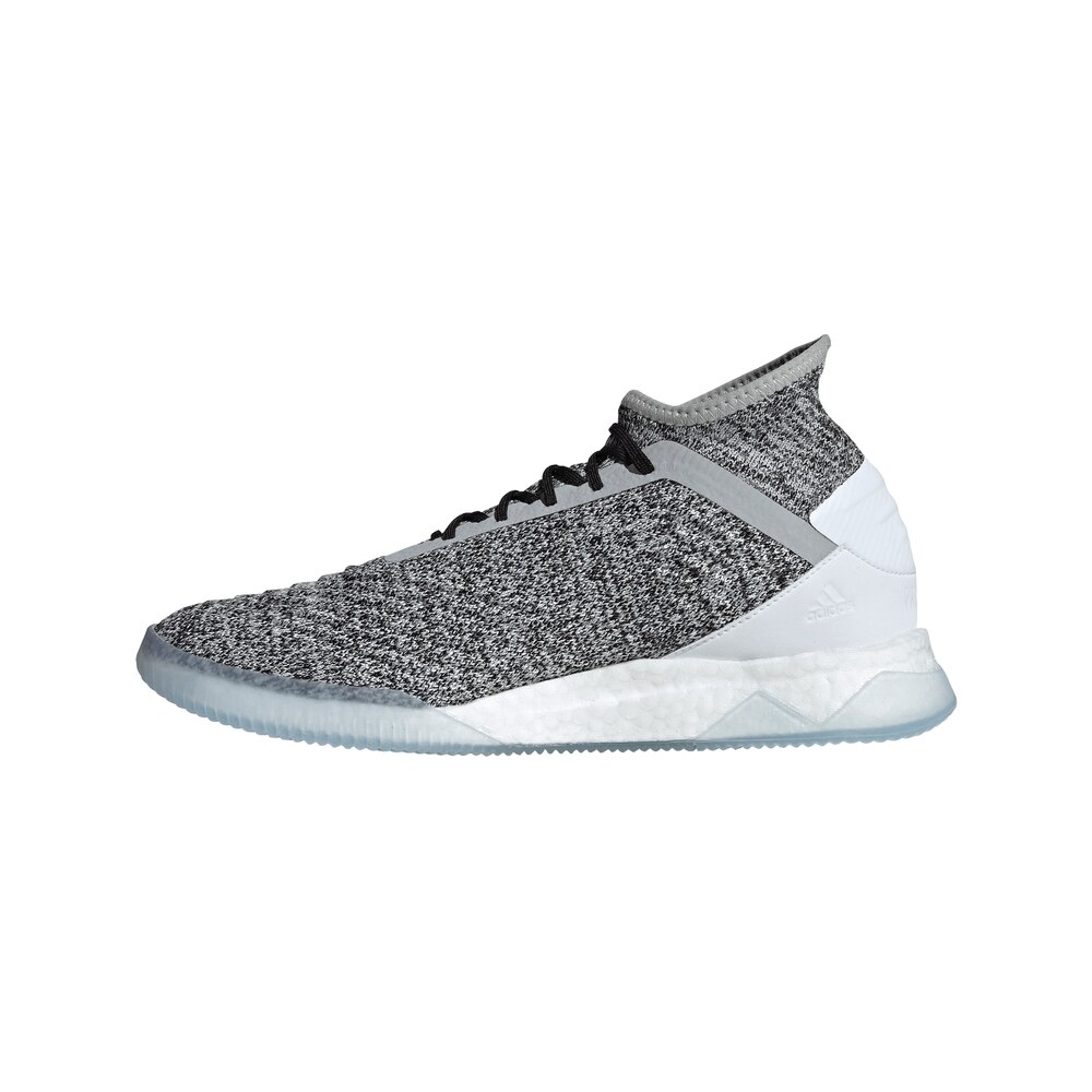 white adidas predator 19.1