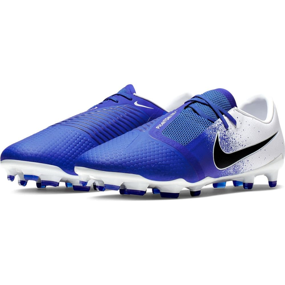 Nike Phantom Venom Elite FG White Black Racer Blue Fisik