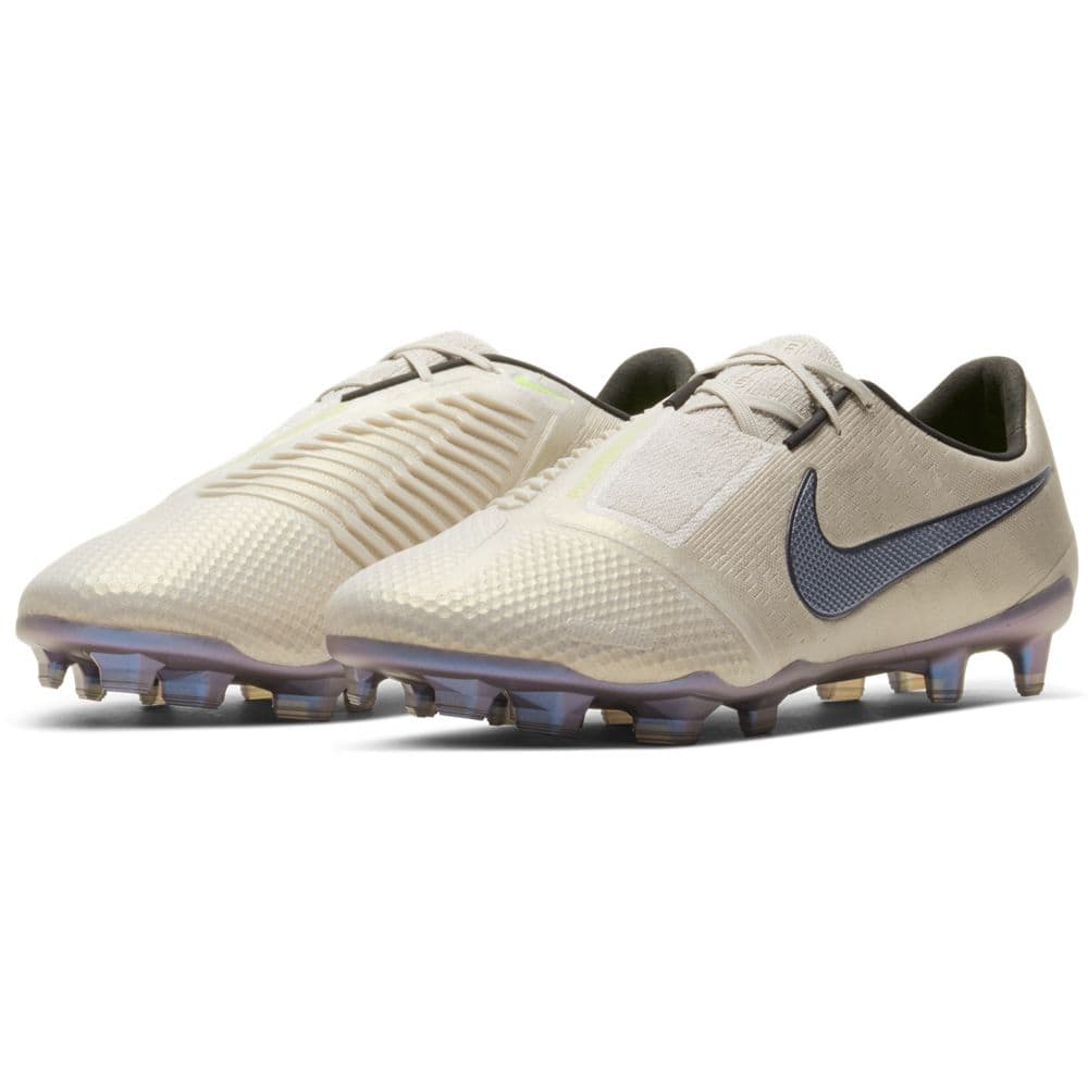 nike planet football