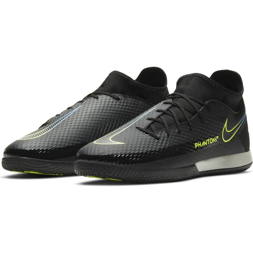 phantom nike indoor
