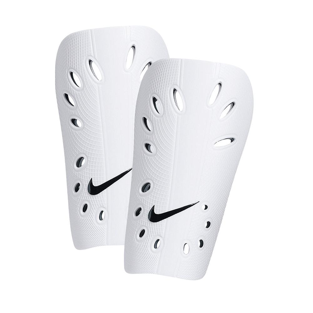 Nike Guard Lock Sleeve | SOCCERX
